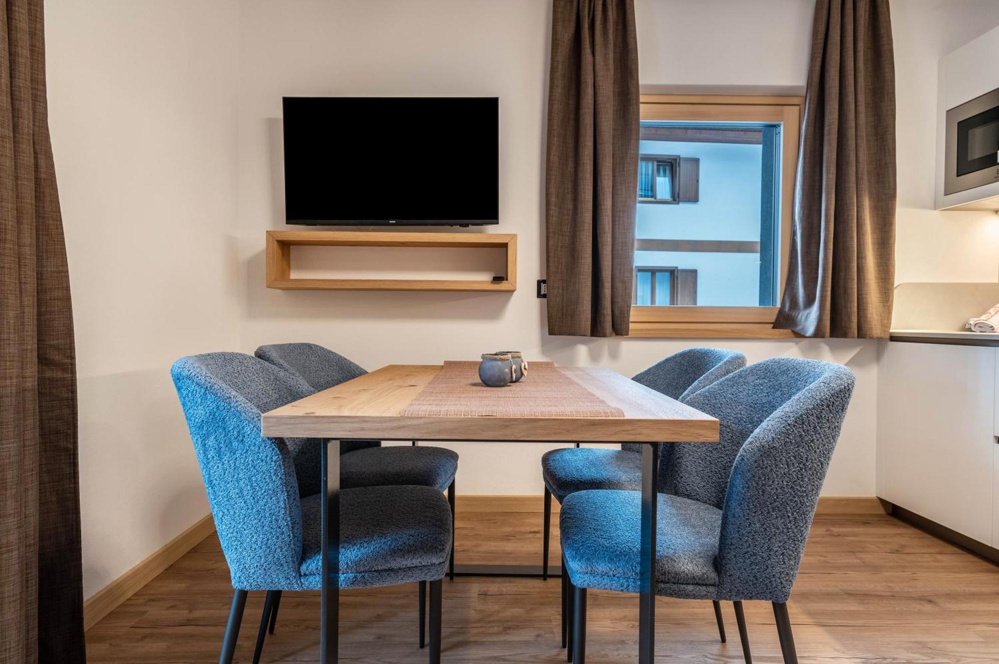 Kamerloy Apartments A Campitello di Fassa Exterior photo